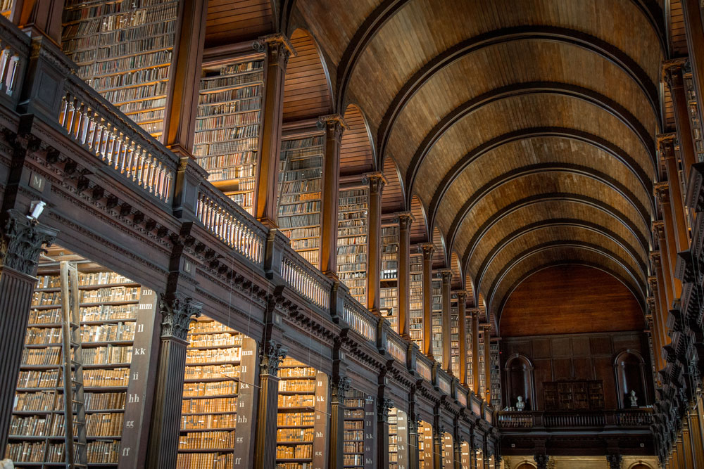 The-long-room-at-trinity-college