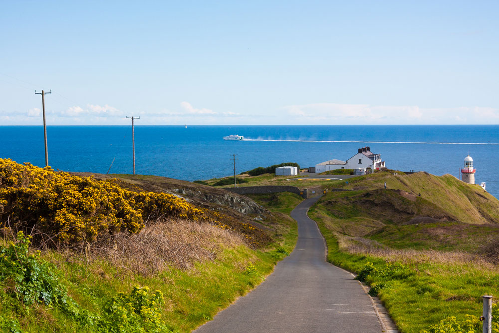 The road towards the Baily Lighthouse in Howth