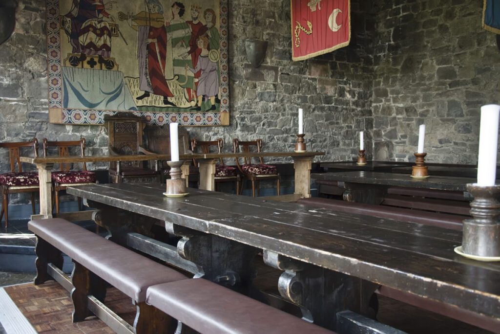 Traditional Medieval Dinner Banquet in Bunratty Castle