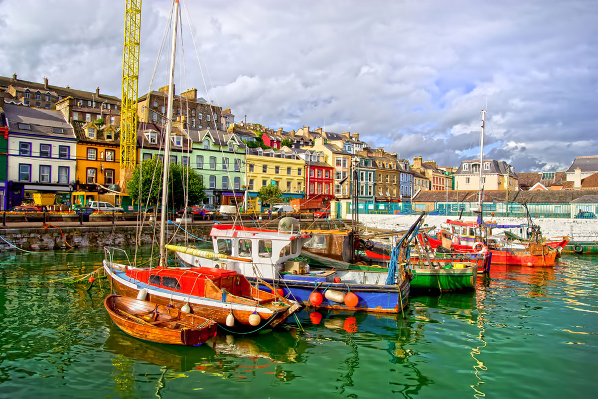 Read more about the article Discovering the Charms of Cobh: Ireland’s Colorful Maritime Town