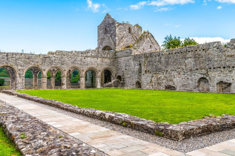 Read more about the article Boyle Abbey: A Cistercian Monastery with Stunning Ruins in County Roscommon