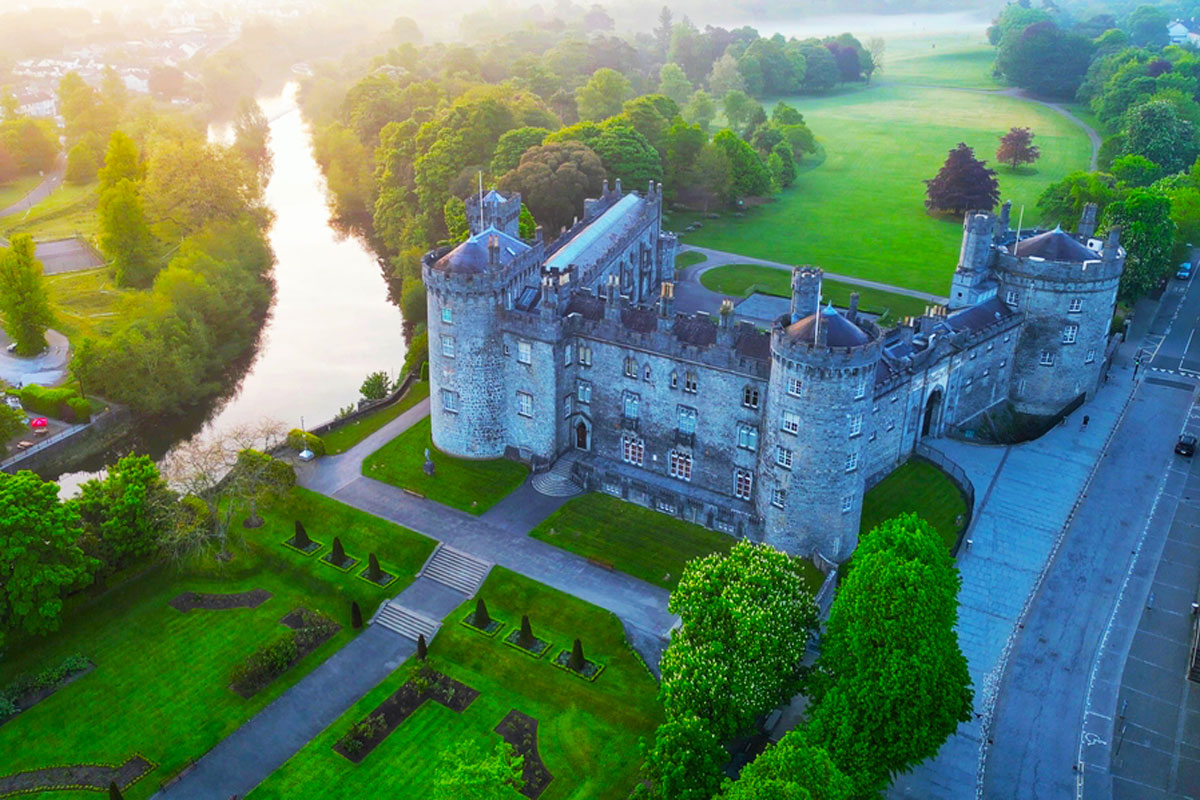 You are currently viewing The Marble City of Kilkenny: Discovering Medieval Streets and Castles