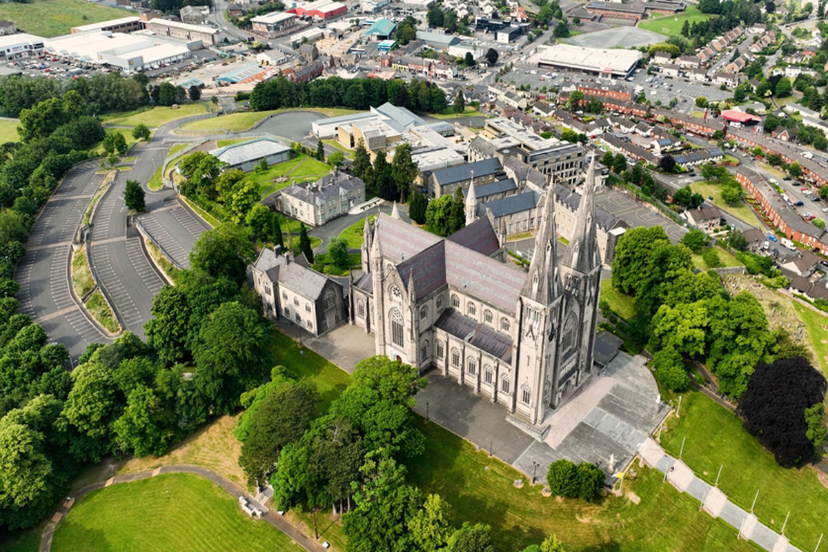 You are currently viewing St. Patrick’s Cathedral (Roman Catholic): A Masterpiece of Faith, History, and Architecture