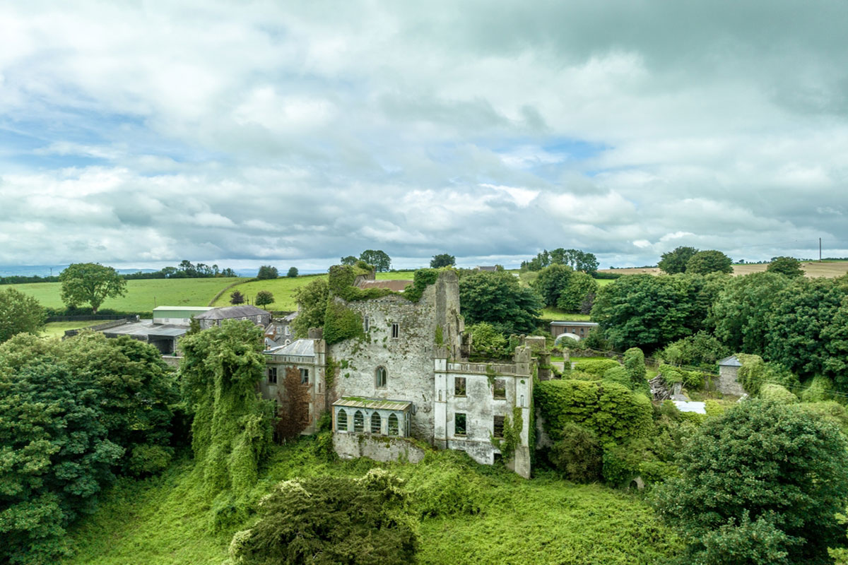 You are currently viewing Leap Castle: Ireland’s Most Haunted Fortress