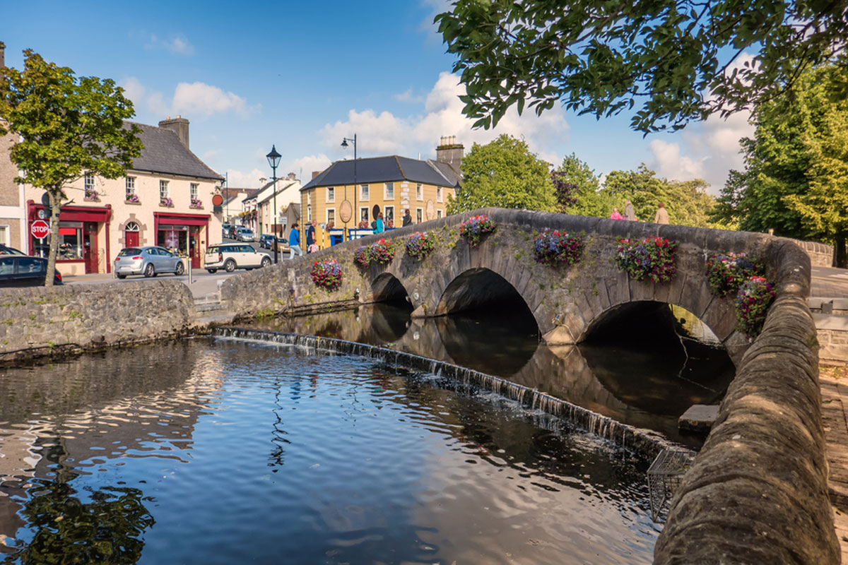 You are currently viewing Westport: Ireland’s Charming Heritage Town